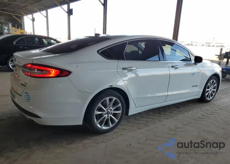 2017 Ford Fusion Se Hybrid z USA, uszkodzony, nr VIN 3FA6P0LUXHR409693